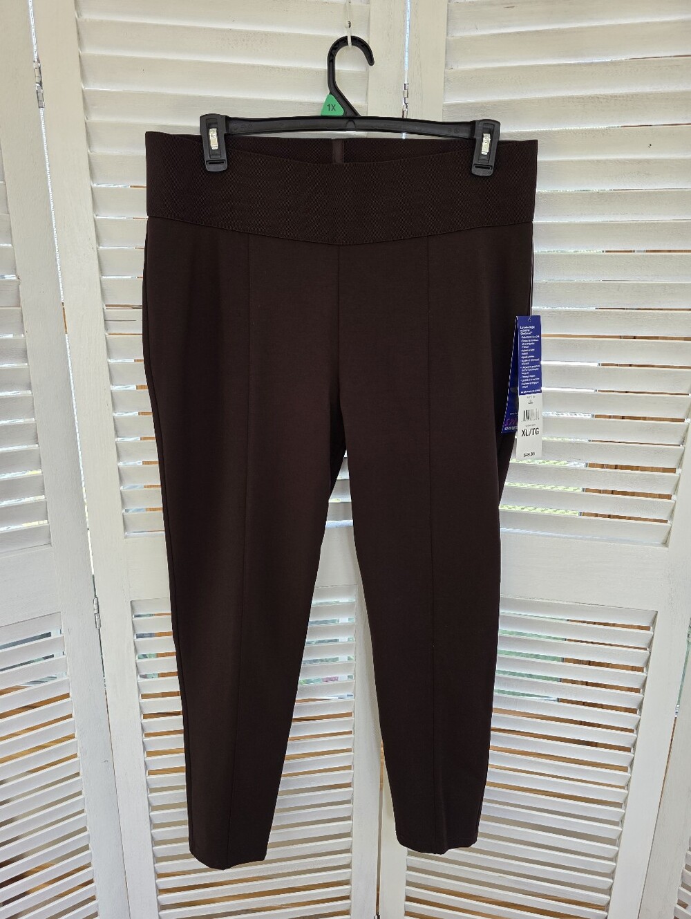 Nygard Slims Legging Exclusive Slim Curve Technology Size XL/T Size (18-20)